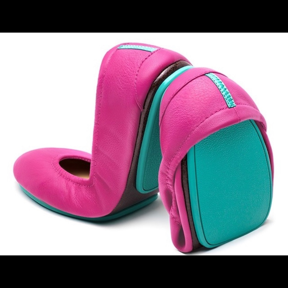 SOLD💗EEUC! FUCHSIA TIEKS, size 9💗SOLD